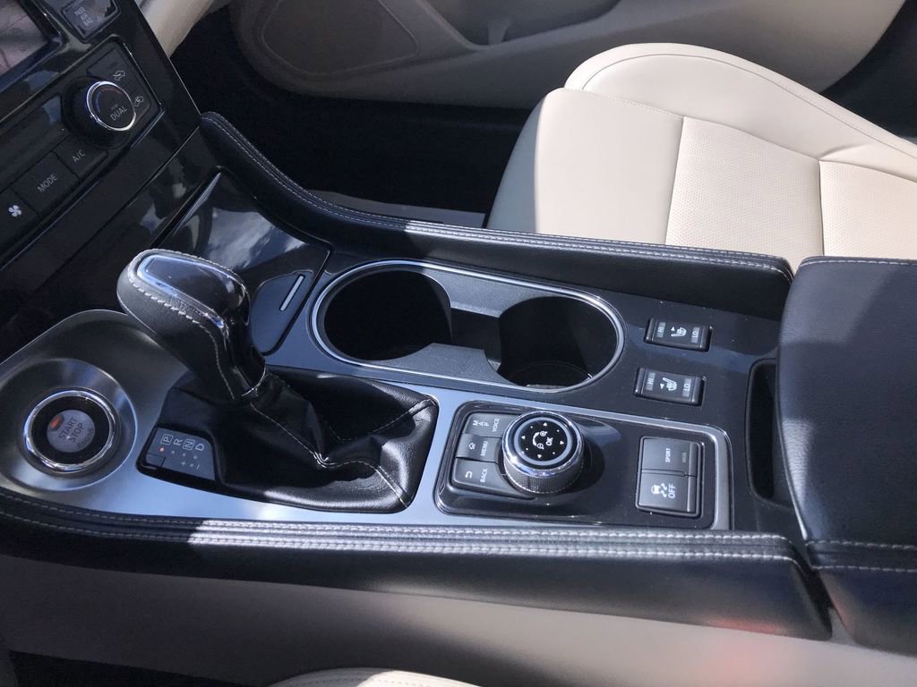 Used 2019 Nissan Maxima 3.5 SL w/ Floor Mat Group image 21