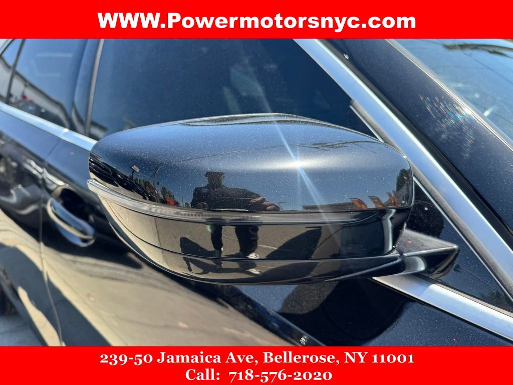 Used 2019 BMW 330i xDrive Sedan w/ Driving Assistance Package AWD/4WD image 10