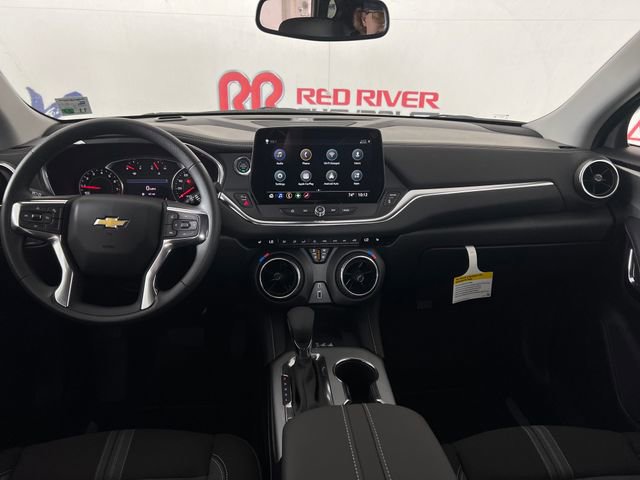 New 2026 Chevrolet Blazer LT image 12