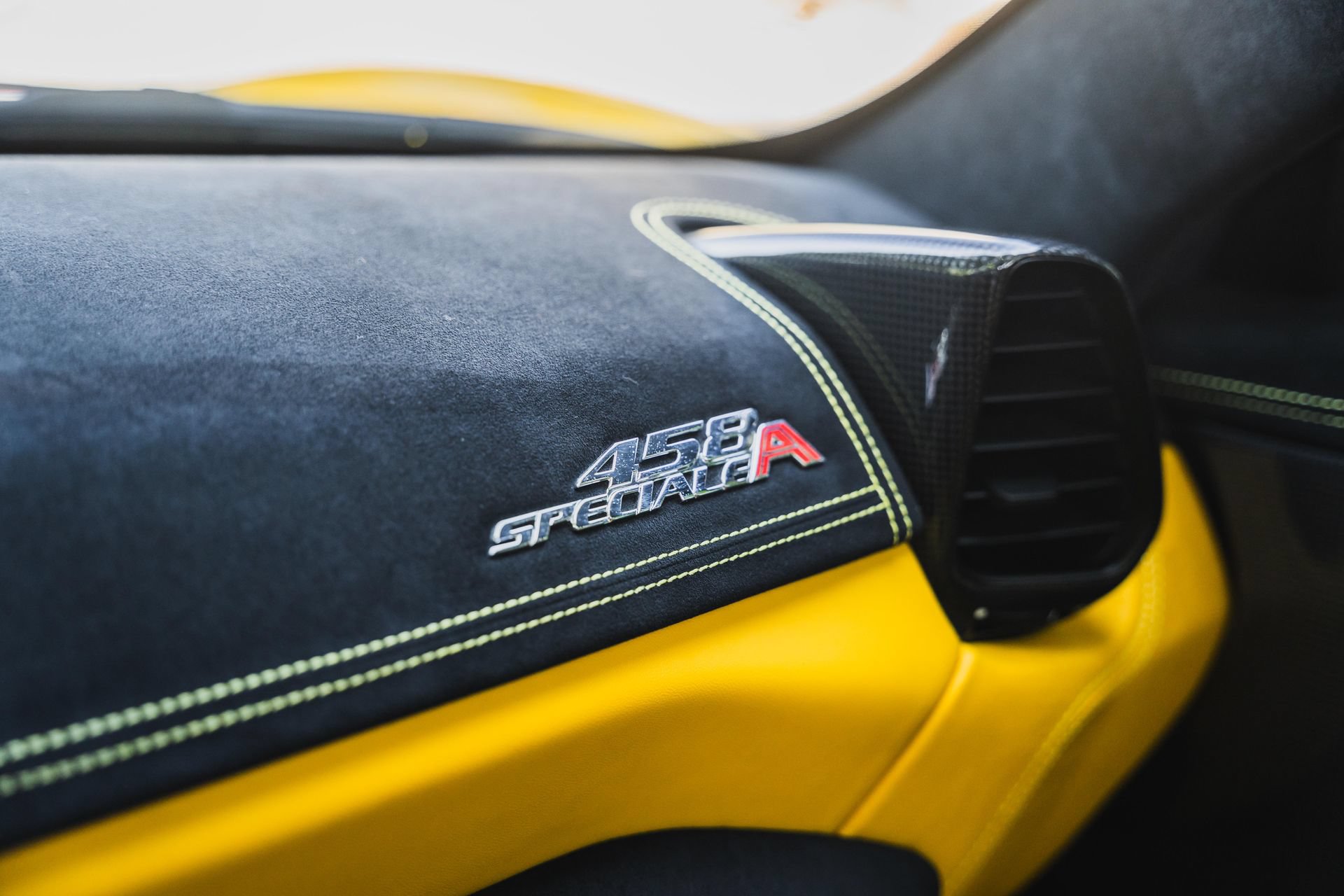Used 2015 Ferrari 458 Speciale A RWD image 54
