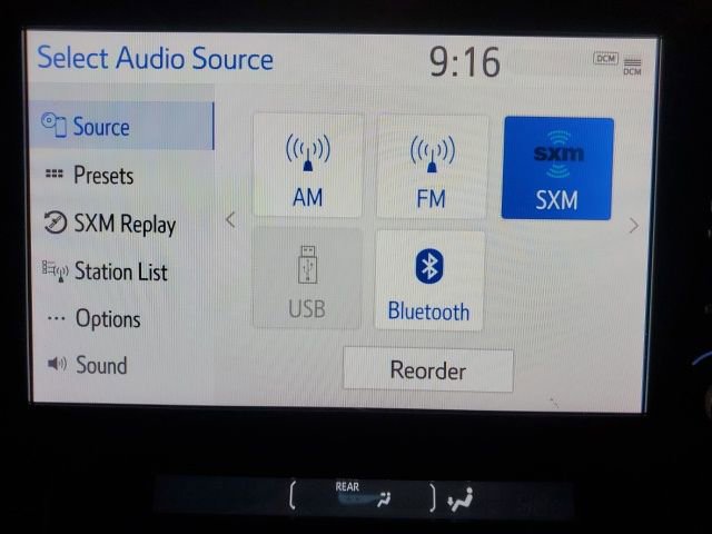 Used 2022 Toyota Sienna XLE image 16