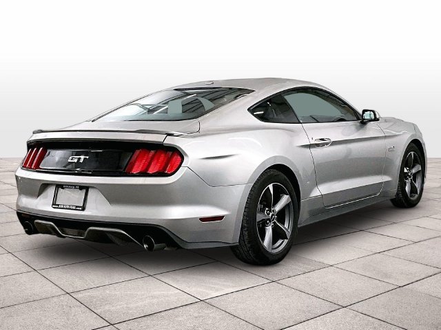 Used 2017 Ford Mustang GT Premium w/ Equipment Group 401A RWD image 11