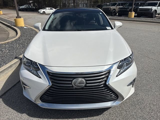 Used 2017 Lexus ES 350 w/ Luxury Package image 3