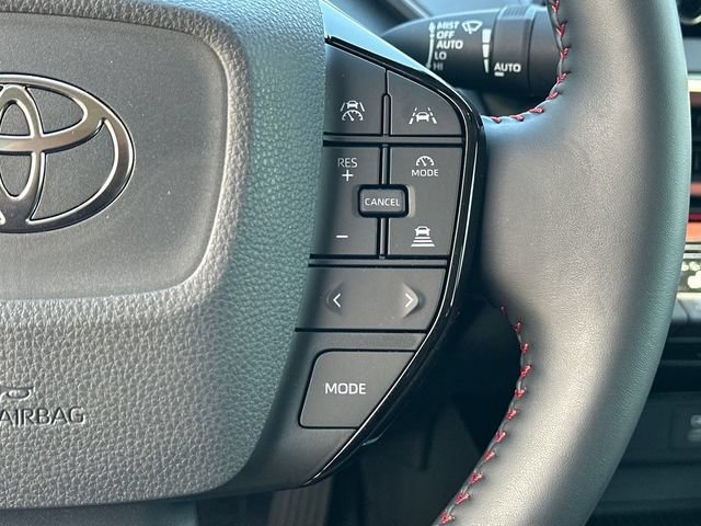 Used 2024 Toyota Prius Prime FWD image 20