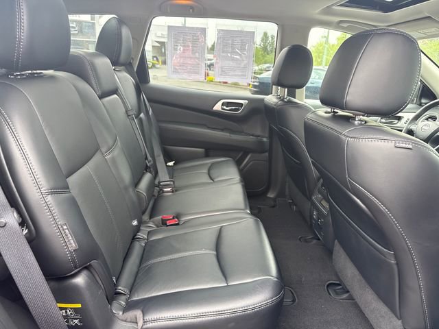 Used 2018 Nissan Pathfinder SL w/ SL Premium Package AWD/4WD image 10