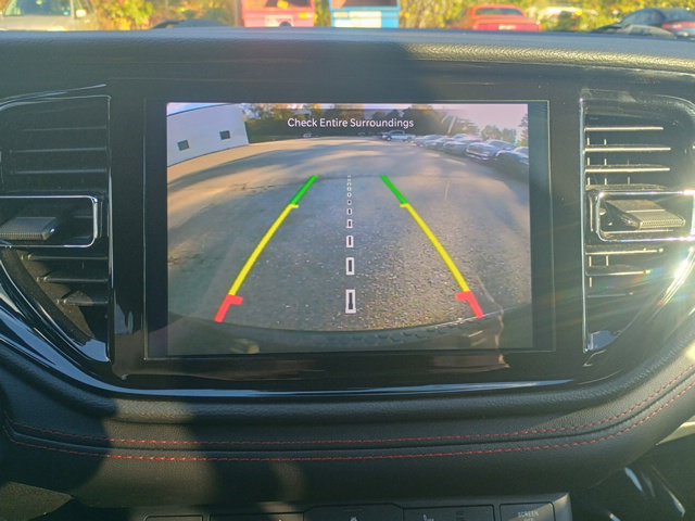 Used 2025 Dodge Durango GT AWD/4WD image 31