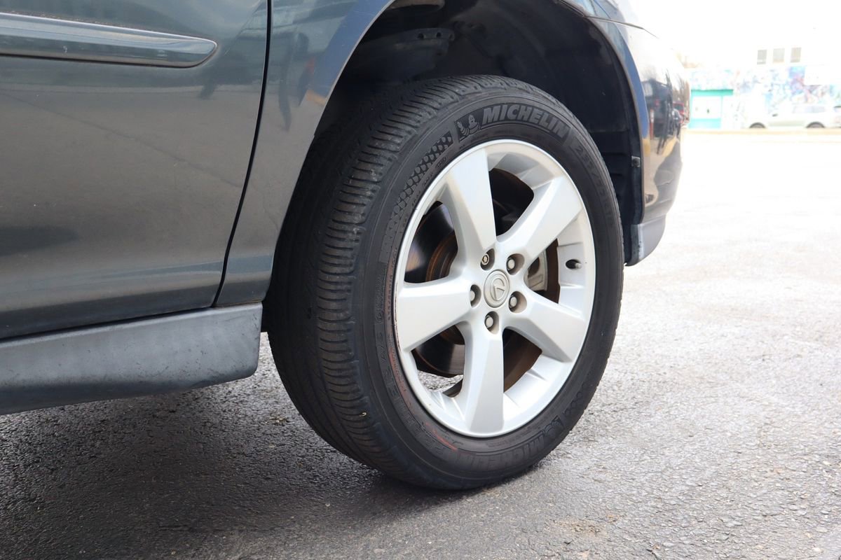 Used 2004 Lexus RX 330 AWD image 24