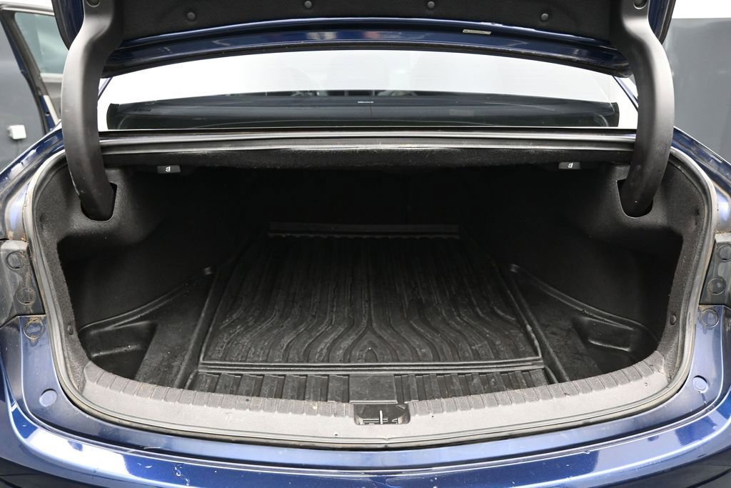 Used 2015 Acura TLX V6 w/ Technology Package FWD image 25