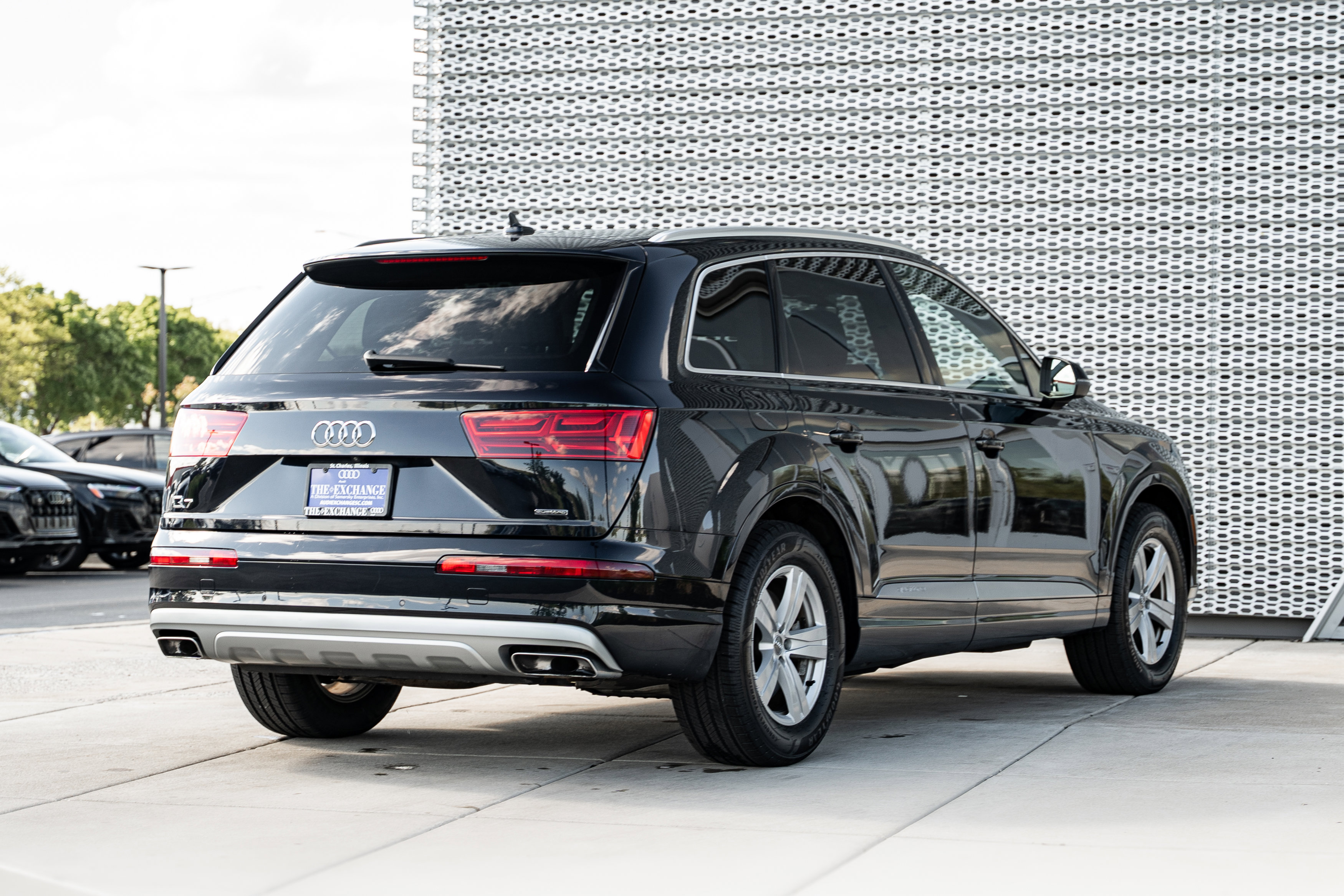 Used 2018 Audi Q7 2.0T Premium AWD/4WD image 4