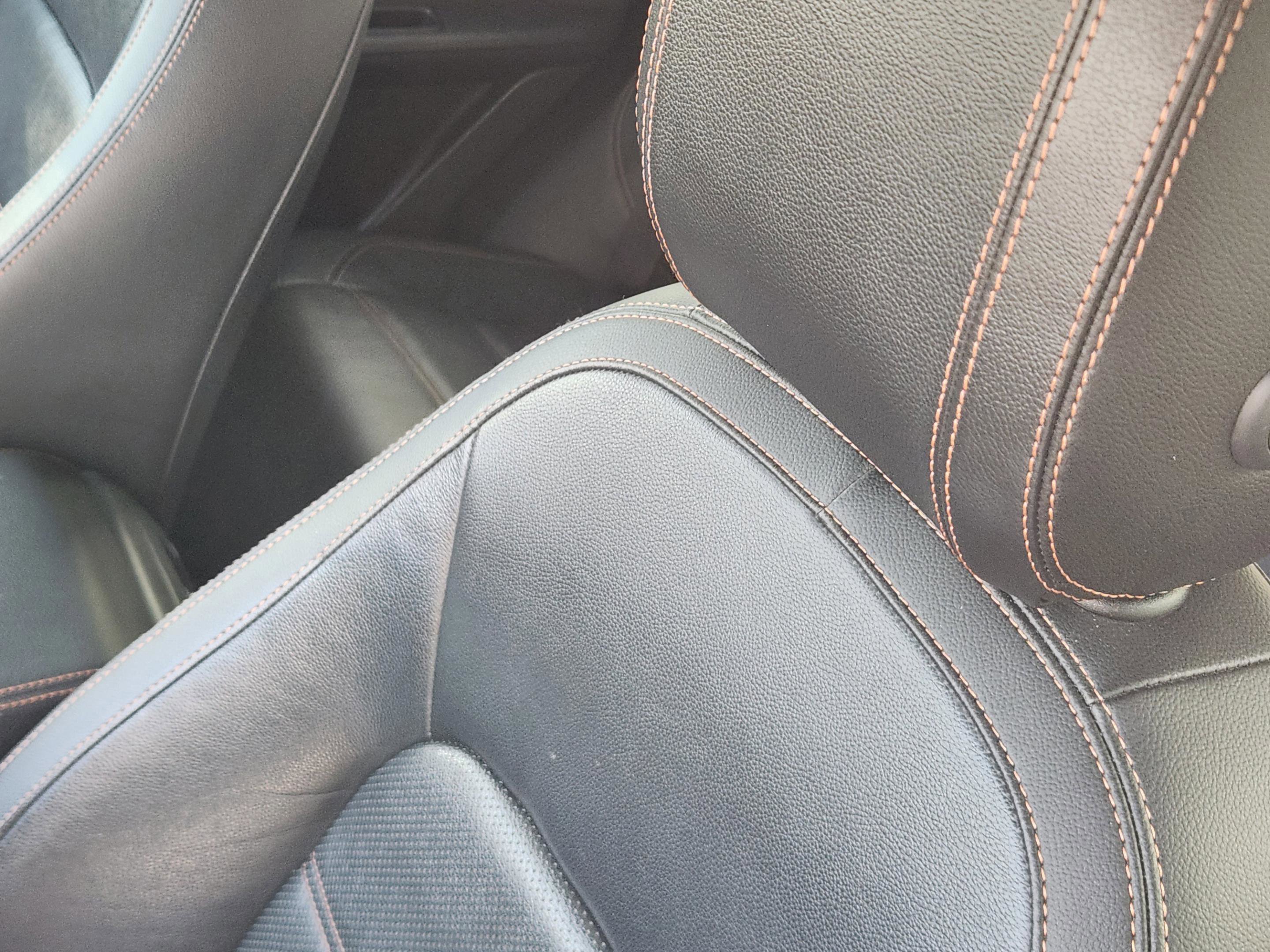 Used 2017 Jaguar F-PACE Prestige image 9