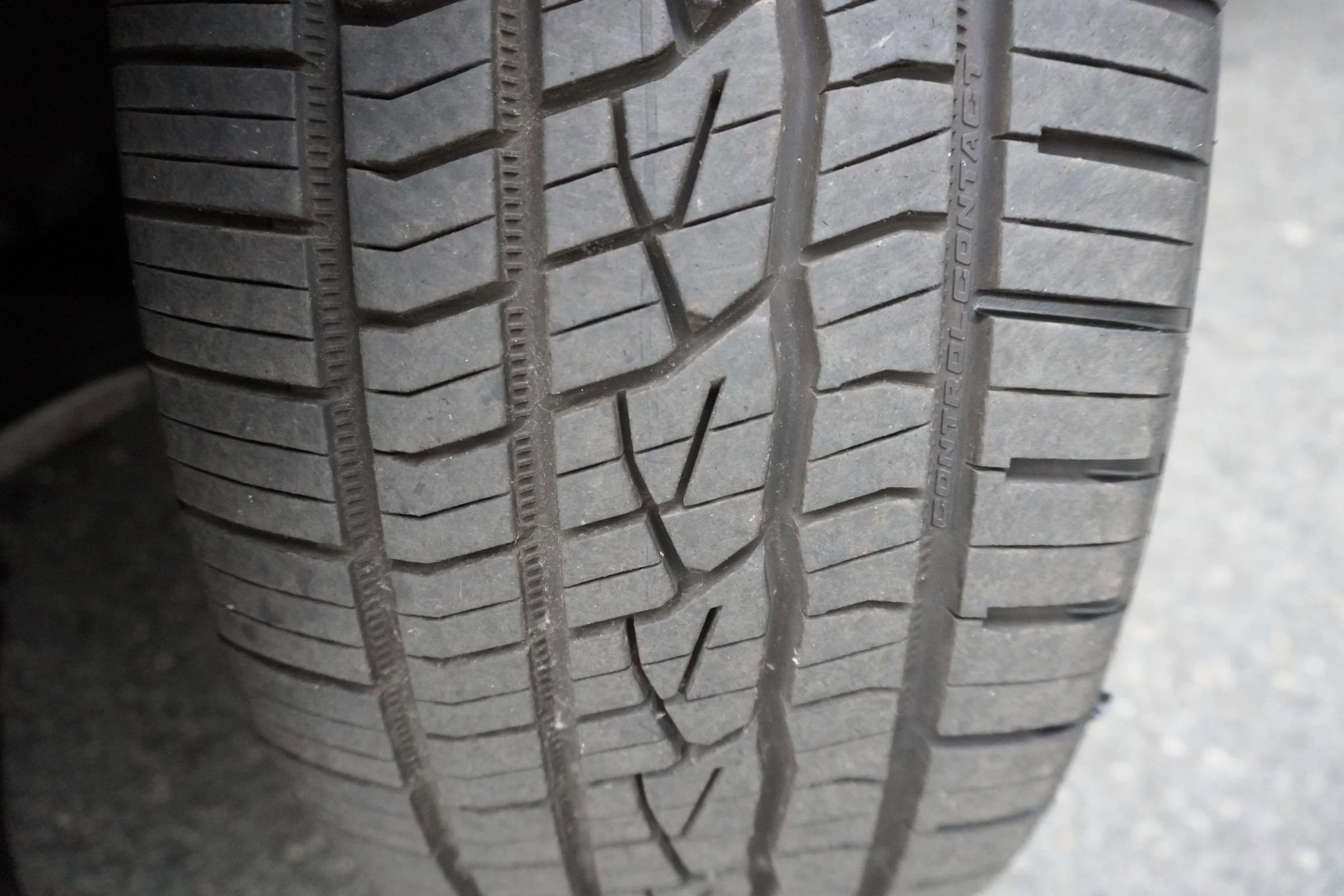 Used 2012 Jaguar XKR R image 29