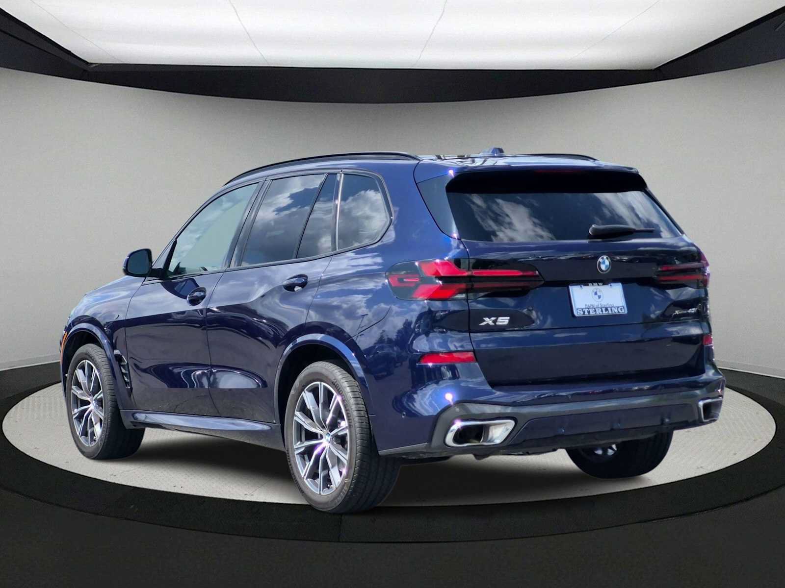 Used 2026 BMW X5 xDrive40i w/ M Sport Package AWD/4WD image 6