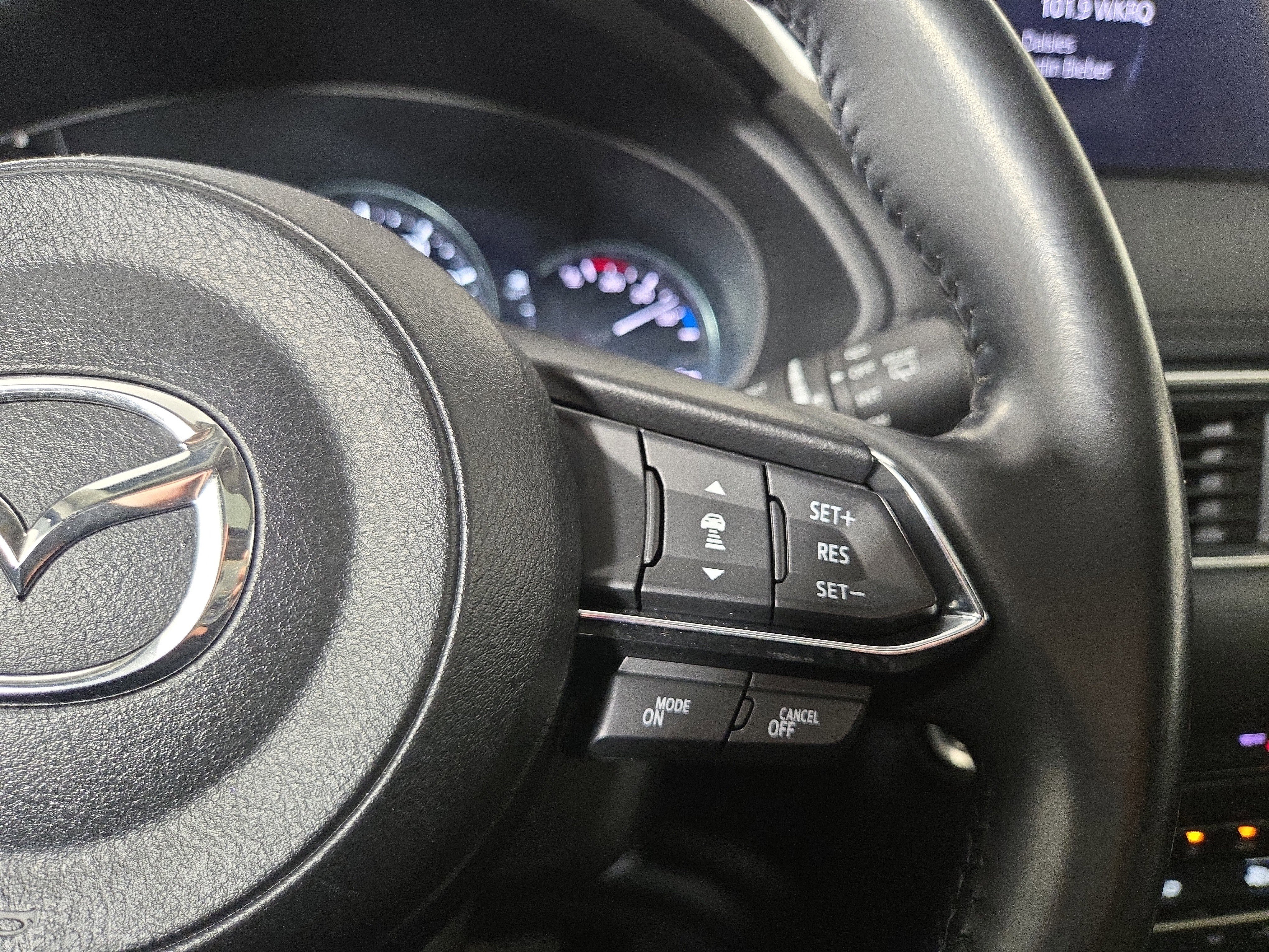 Used 2022 MAZDA CX-5 AWD 2.5 S w/ Premium Package image 16