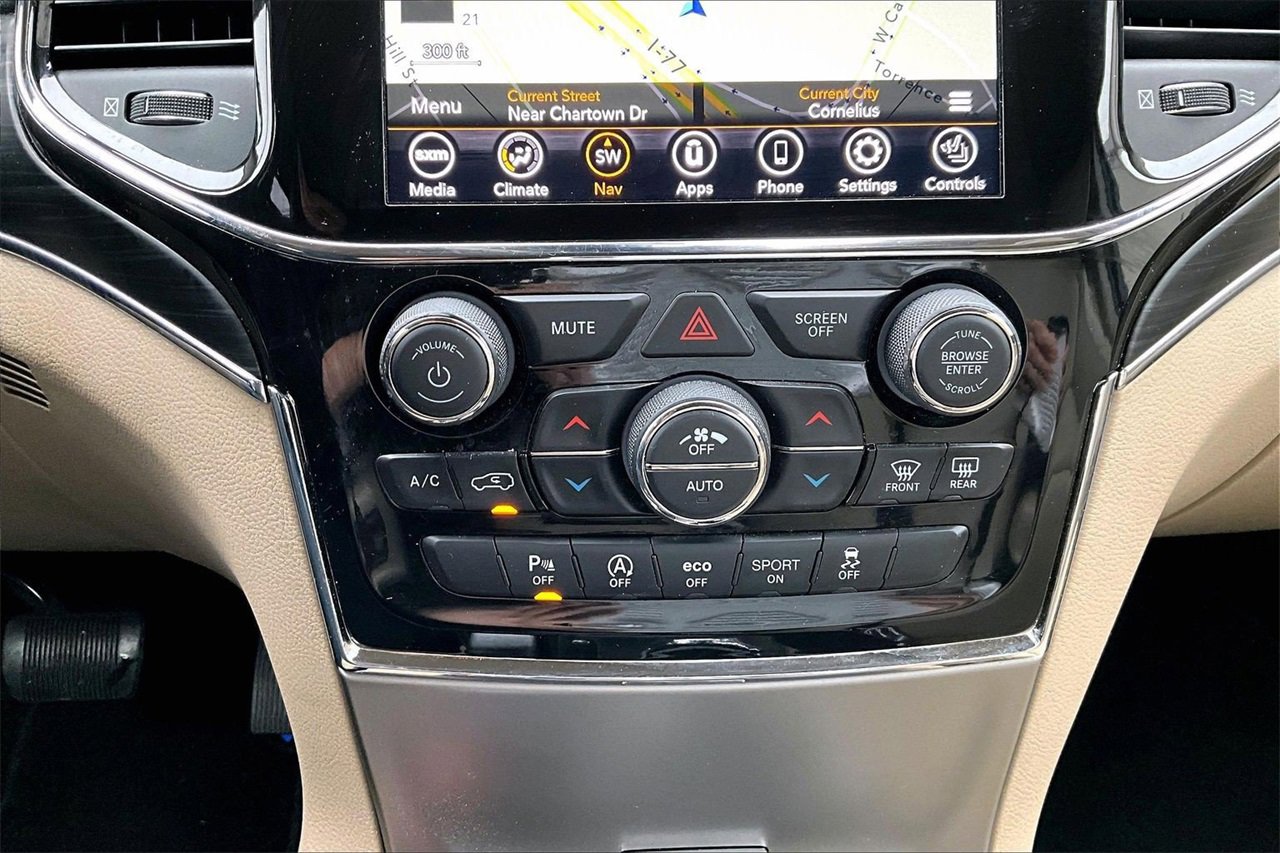 Certified 2021 Jeep Grand Cherokee Limited image 19