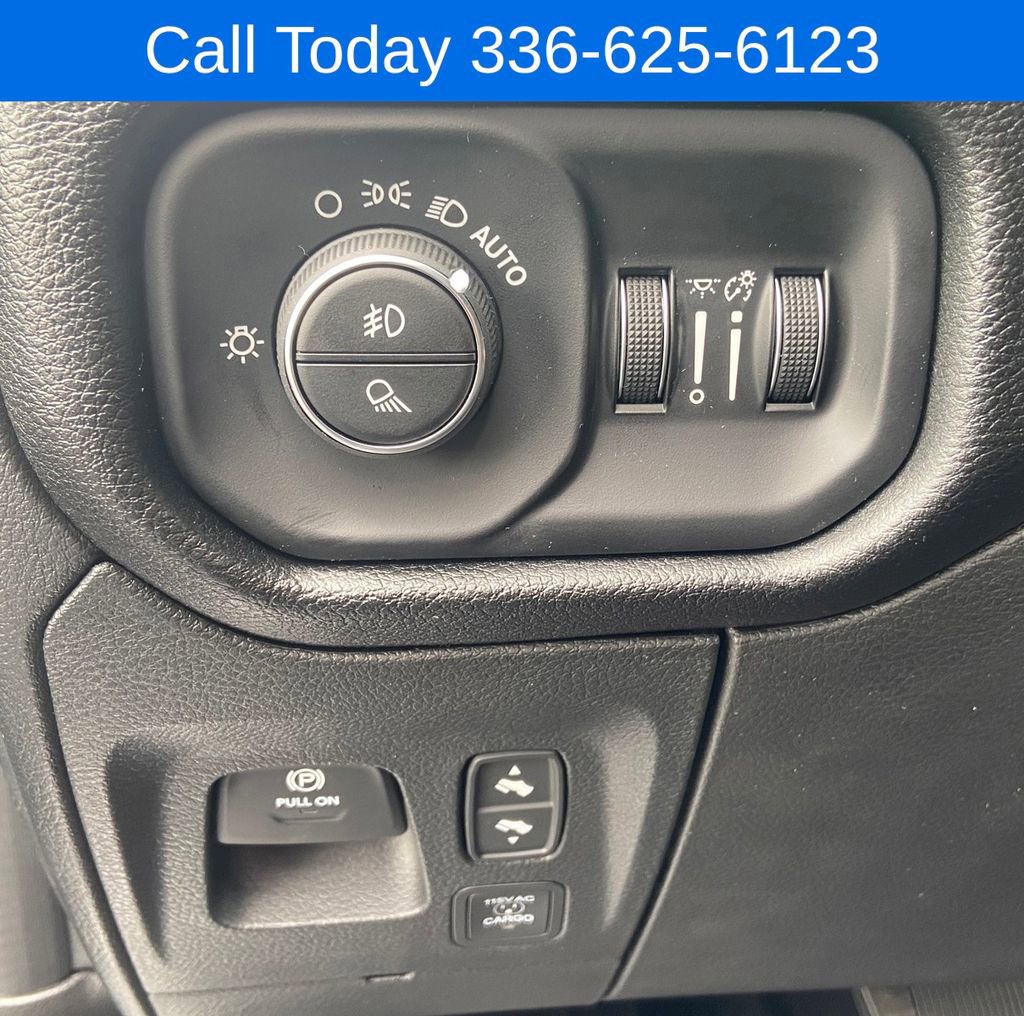 New 2026 RAM 1500 Big Horn AWD/4WD image 15