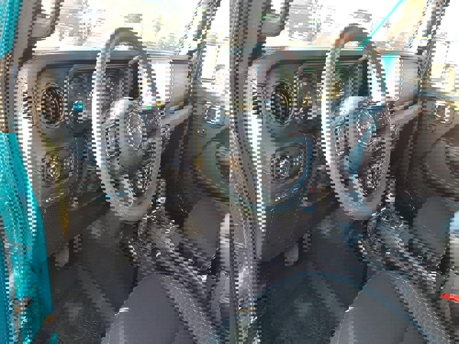 Used 2024 Jeep Wrangler Unlimited Rubicon 4xe w/ Convenience Group image 20