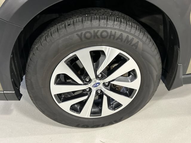 Used 2024 Subaru Outback Premium w/ Popular Package #1 AWD/4WD image 8
