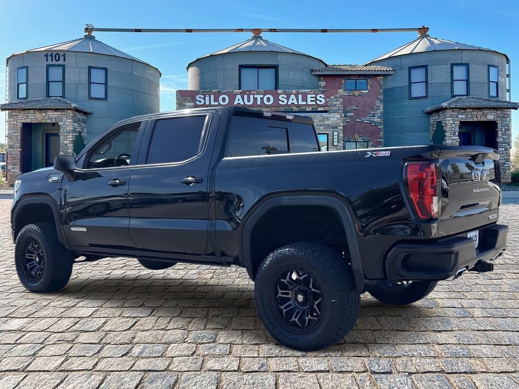 Used 2020 GMC Sierra 1500 Elevation w/ Elevation Value Package image 3