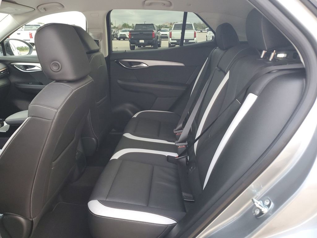 Used 2025 Buick Envision Sport Touring image 23