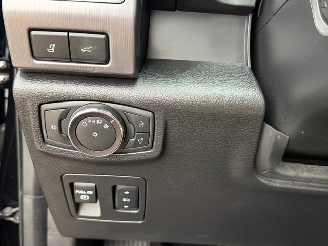 Used 2019 Ford Expedition Platinum image 21