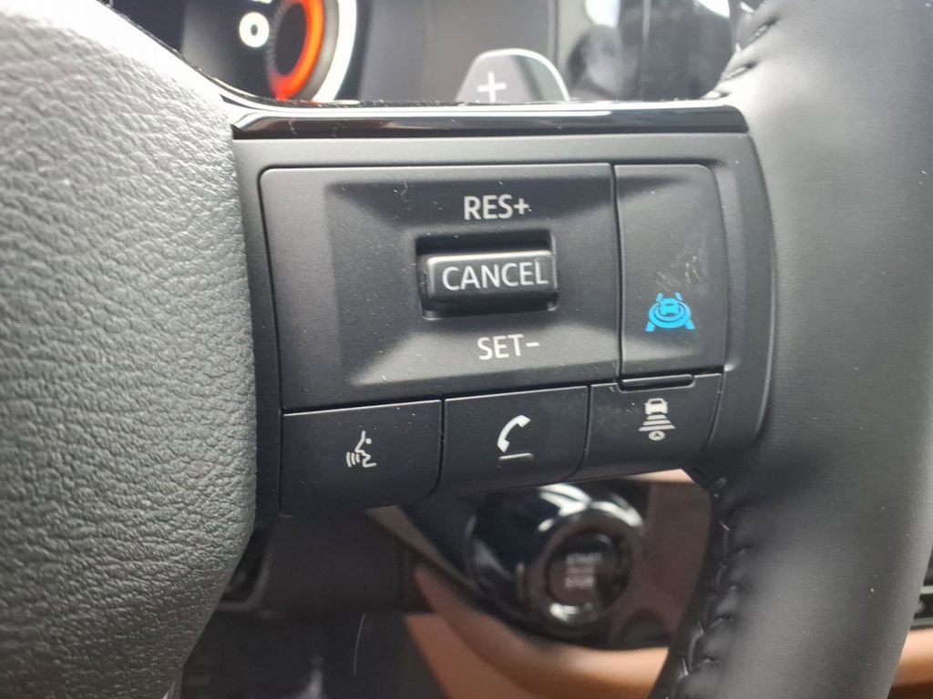 New 2026 Nissan Pathfinder Platinum image 21