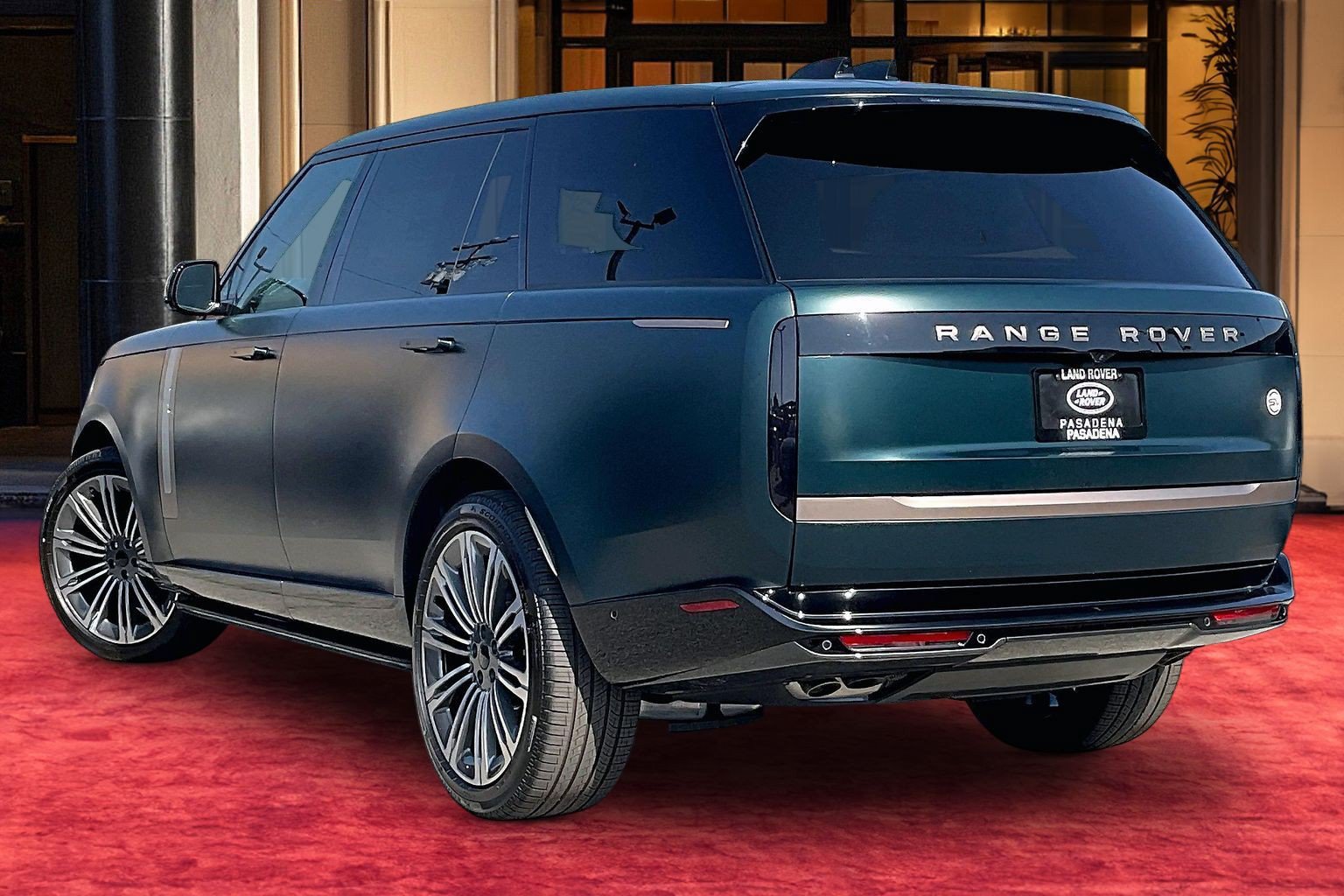New 2026 Land Rover Range Rover SV AWD/4WD image 3