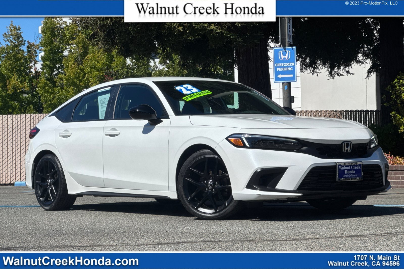 Used 2023 Honda Civic Sport image 1