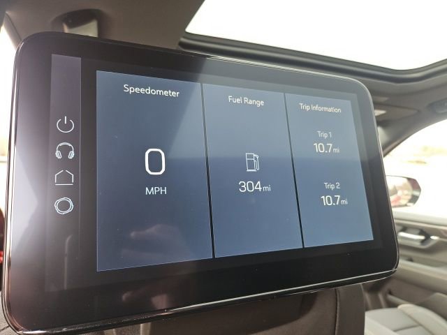 New 2026 GMC Yukon Elevation w/ Elevation Premium Package AWD/4WD image 23