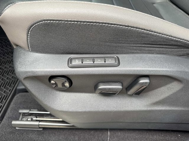 Used 2022 Volkswagen Atlas SEL Premium image 13