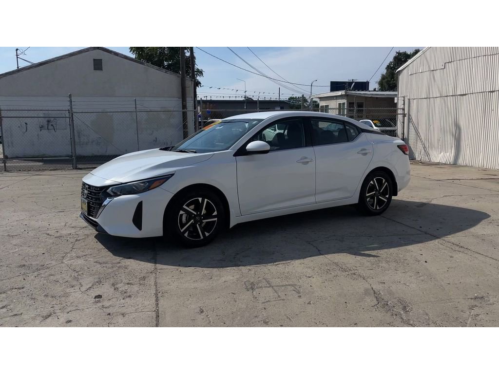 Used 2024 Nissan Sentra SV w/ Trunk Package image 7