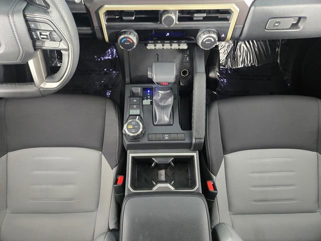 Used 2025 Toyota Tacoma TRD Off-Road image 24