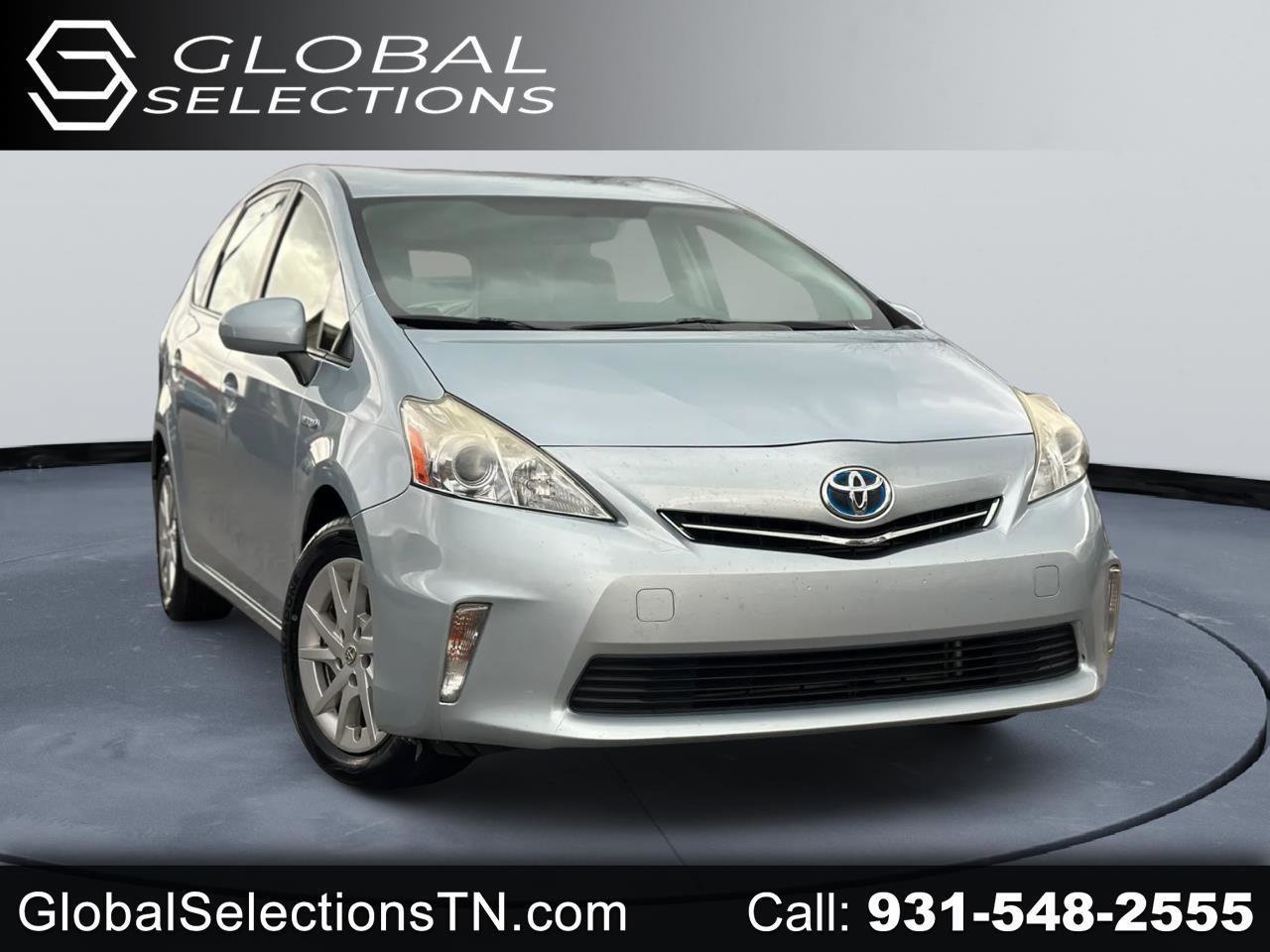 Used 2014 Toyota Prius V Two image 1