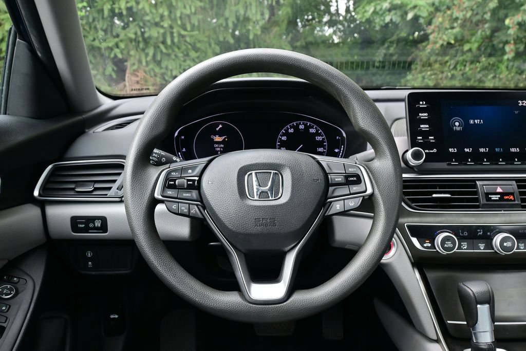 Used 2019 Honda Accord LX image 32