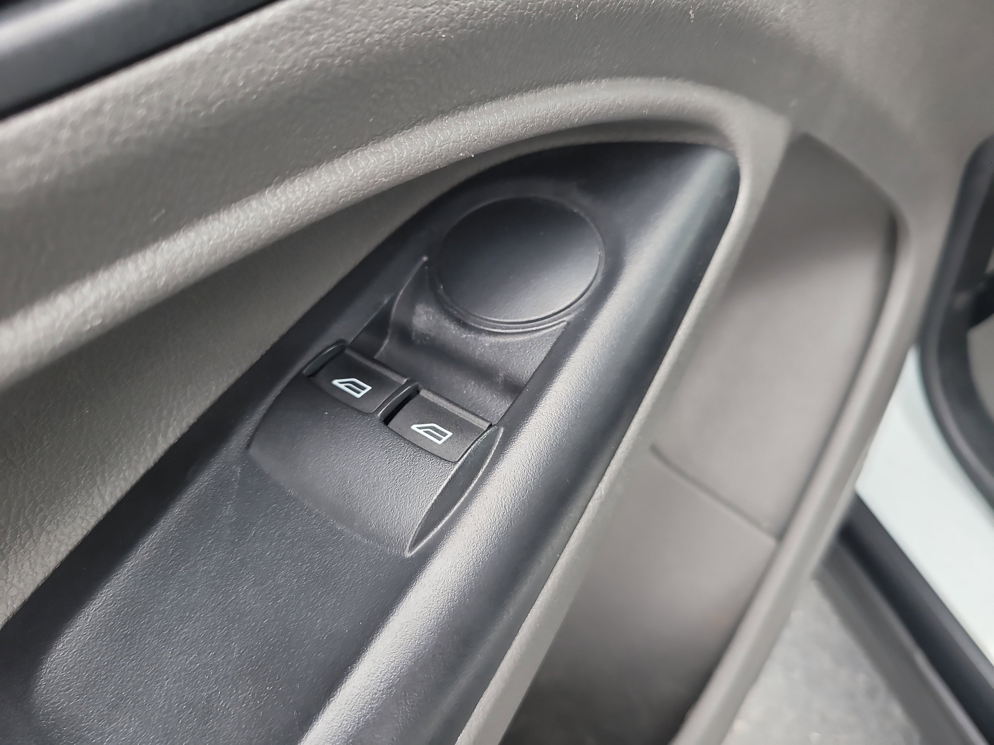 Used 2023 Ford Transit Connect XL image 14