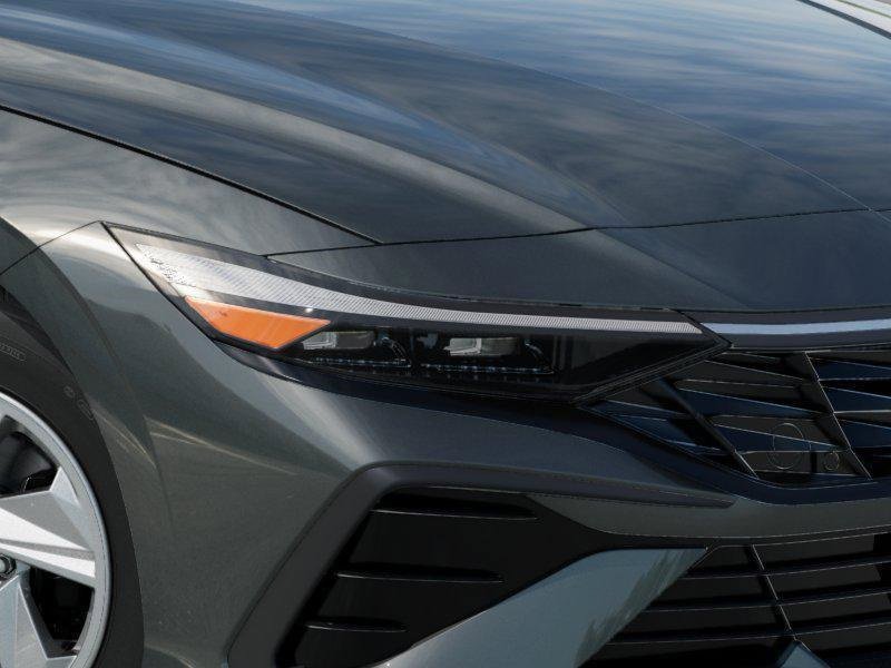 New 2026 Hyundai Elantra SE image 9
