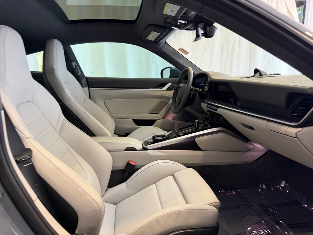 Certified 2025 Porsche 911 Turbo S AWD/4WD image 16