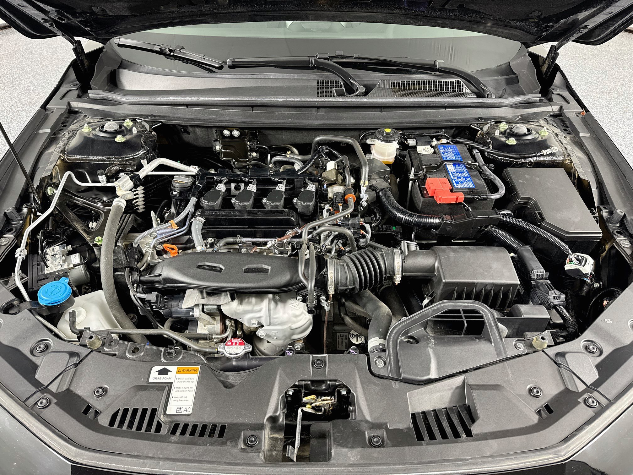 Certified 2025 Honda Accord SE image 30
