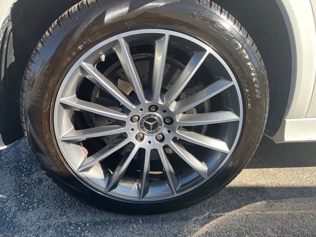 Certified 2025 Mercedes-Benz GLE 450 4MATIC image 11