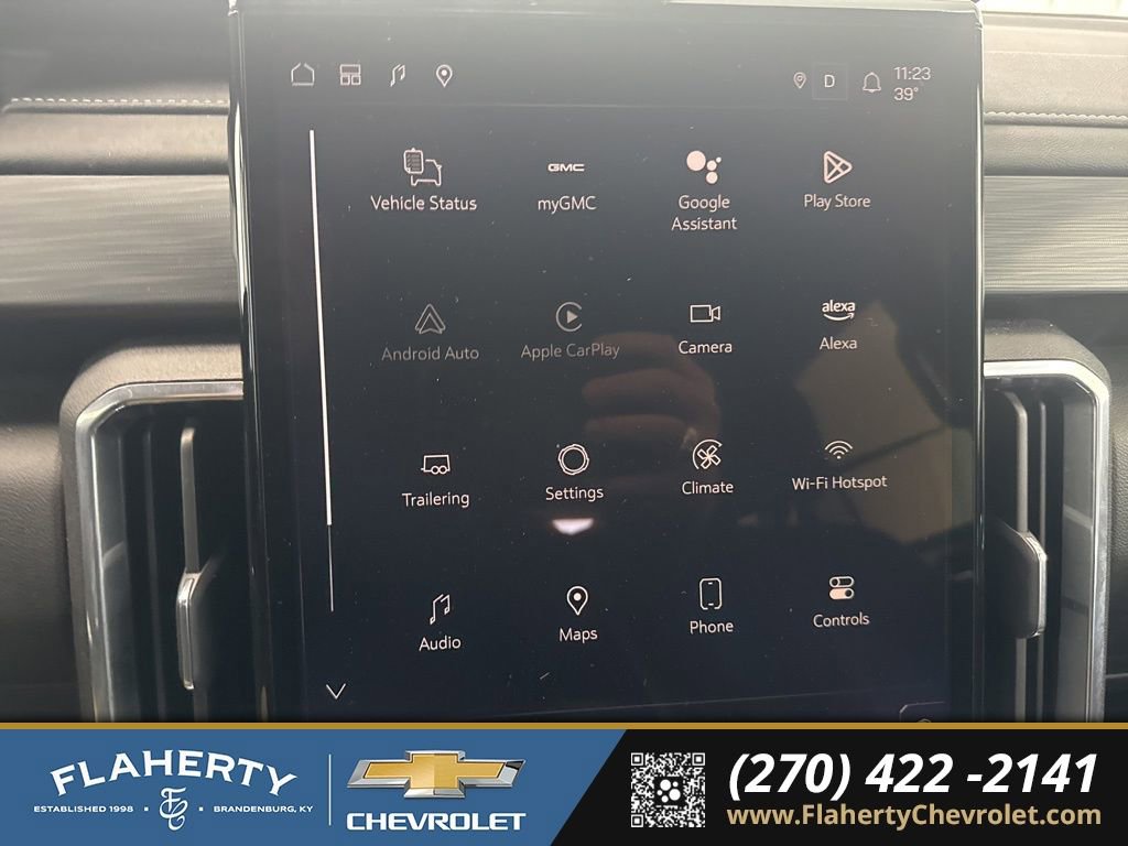 Used 2025 GMC Acadia Elevation image 25