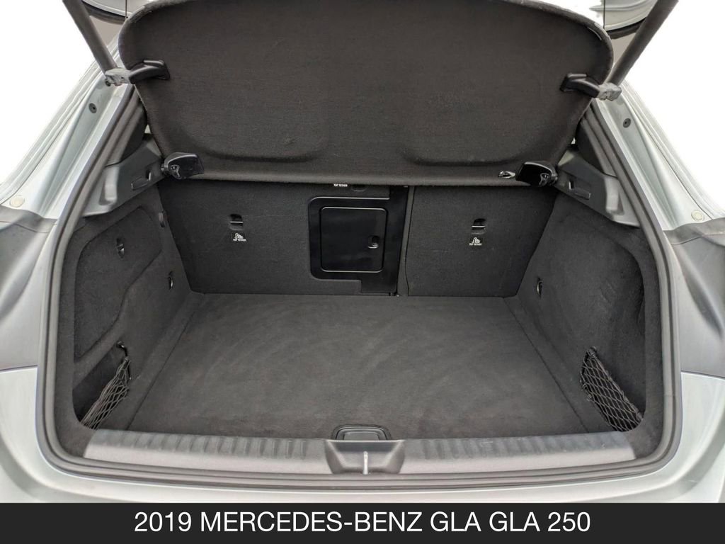 Used 2019 Mercedes-Benz GLA 250 w/ Convenience Package image 20