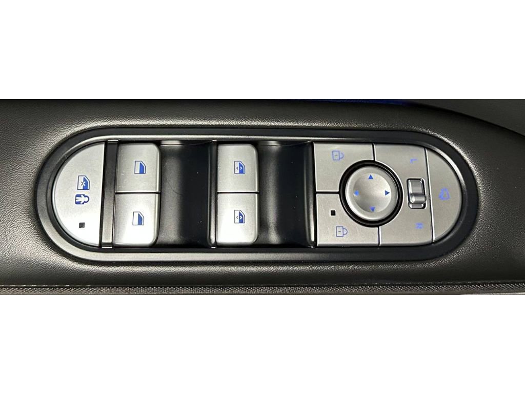Used 2024 Hyundai Ioniq 5 Limited image 35