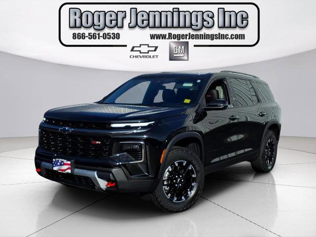 Used 2025 Chevrolet Traverse Z71 w/ Driver Confidence Package image 1