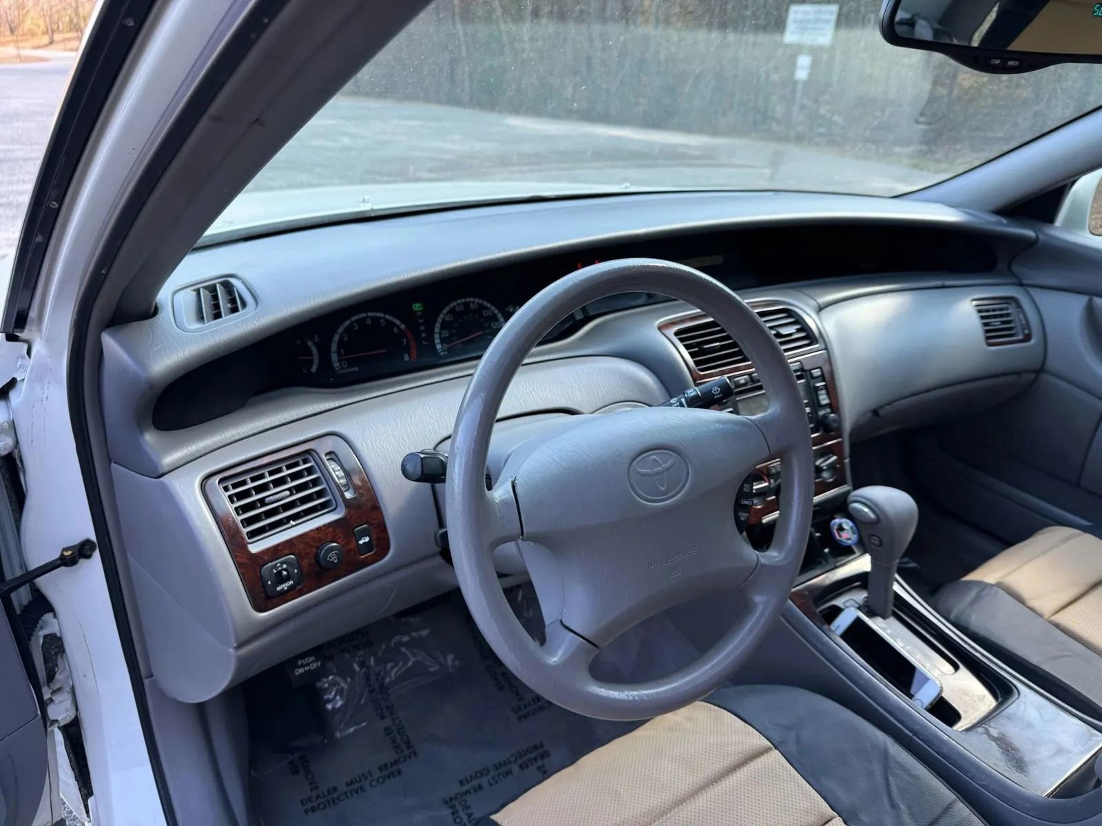 Used 2001 Toyota Avalon XL FWD image 23