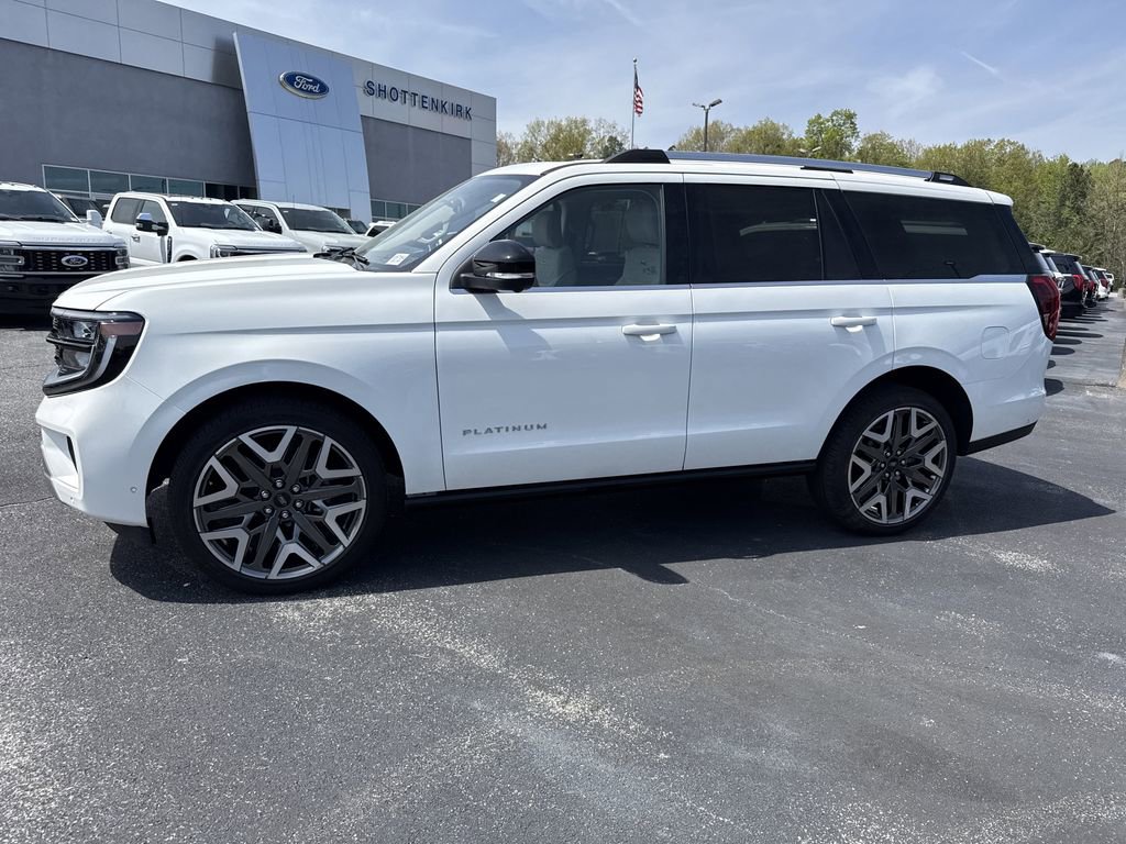 Used 2025 Ford Expedition Platinum w/ Platinum Ultimate Package AWD/4WD image 4