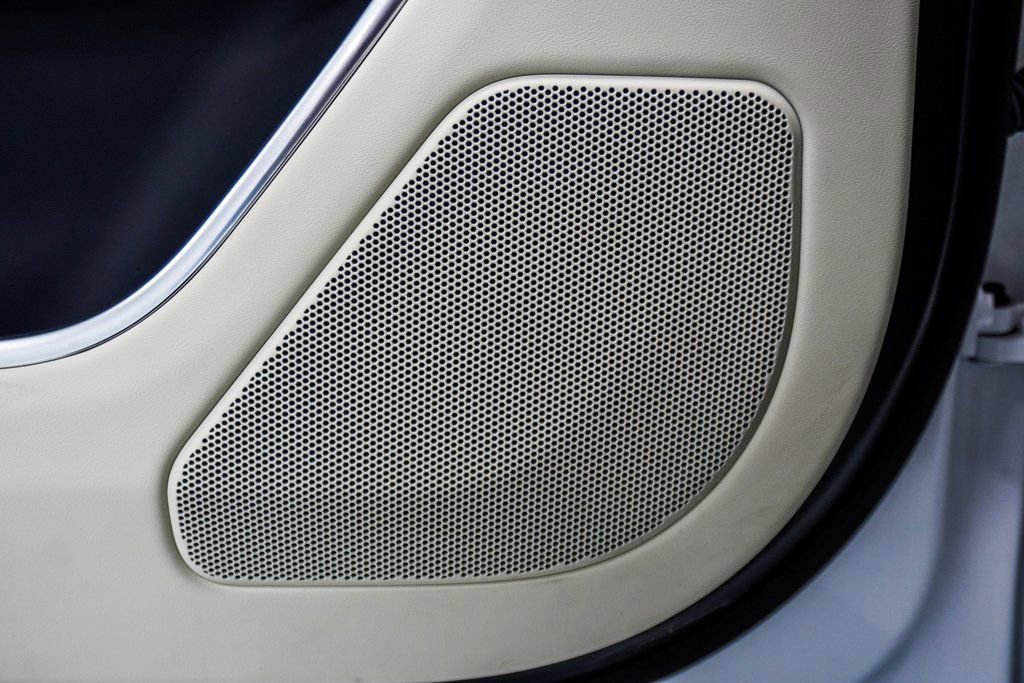 Used 2023 Land Rover Range Rover SE image 39