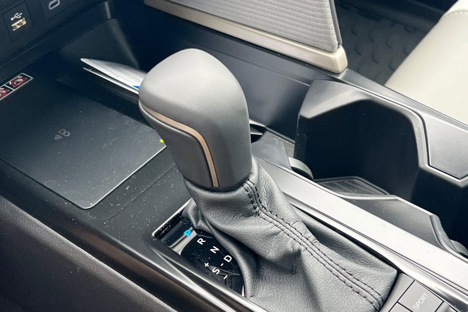 New 2026 Toyota Camry SE w/ Convenience Package image 17