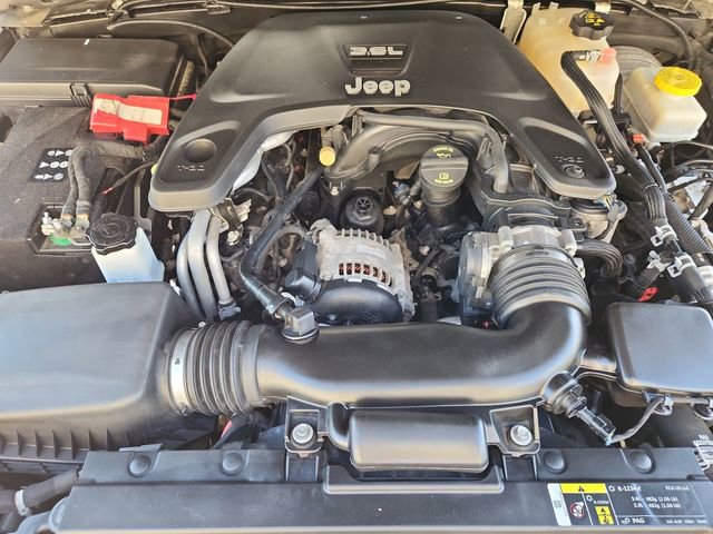 Used 2019 Jeep Wrangler Unlimited Sahara image 28