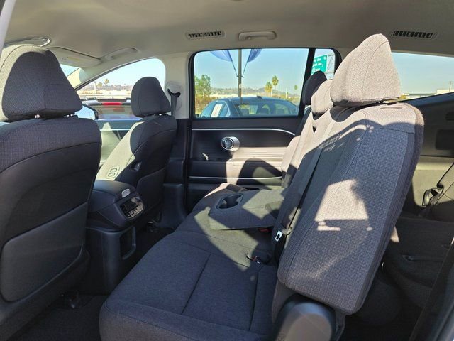 New 2026 Hyundai Ioniq 9 SE image 18