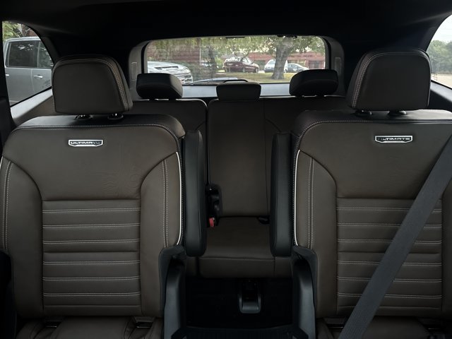 New 2027 GMC Acadia Denali Ultimate w/ LPO, Floor Liner Package AWD/4WD image 20