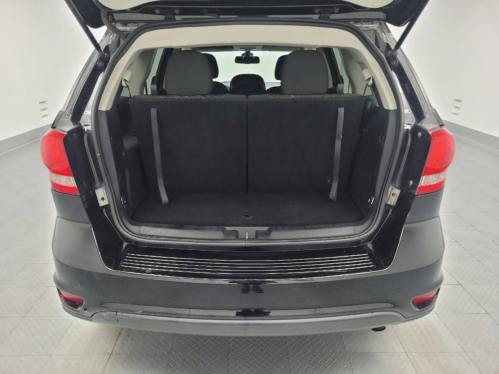 Used 2019 Dodge Journey SE w/ Connectivity Group FWD image 29